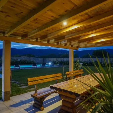 Villa Six Brothers Juricici