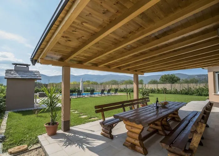 Six Brothers Villa Juricici